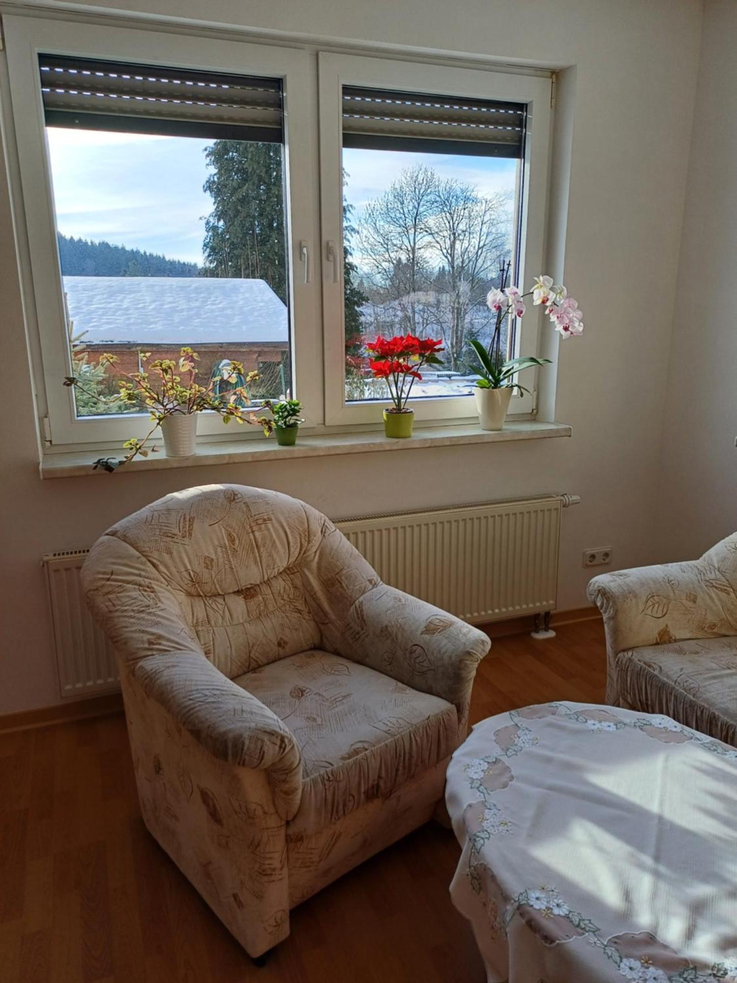 Thueringer Zimmer Suhl Exteriör bild